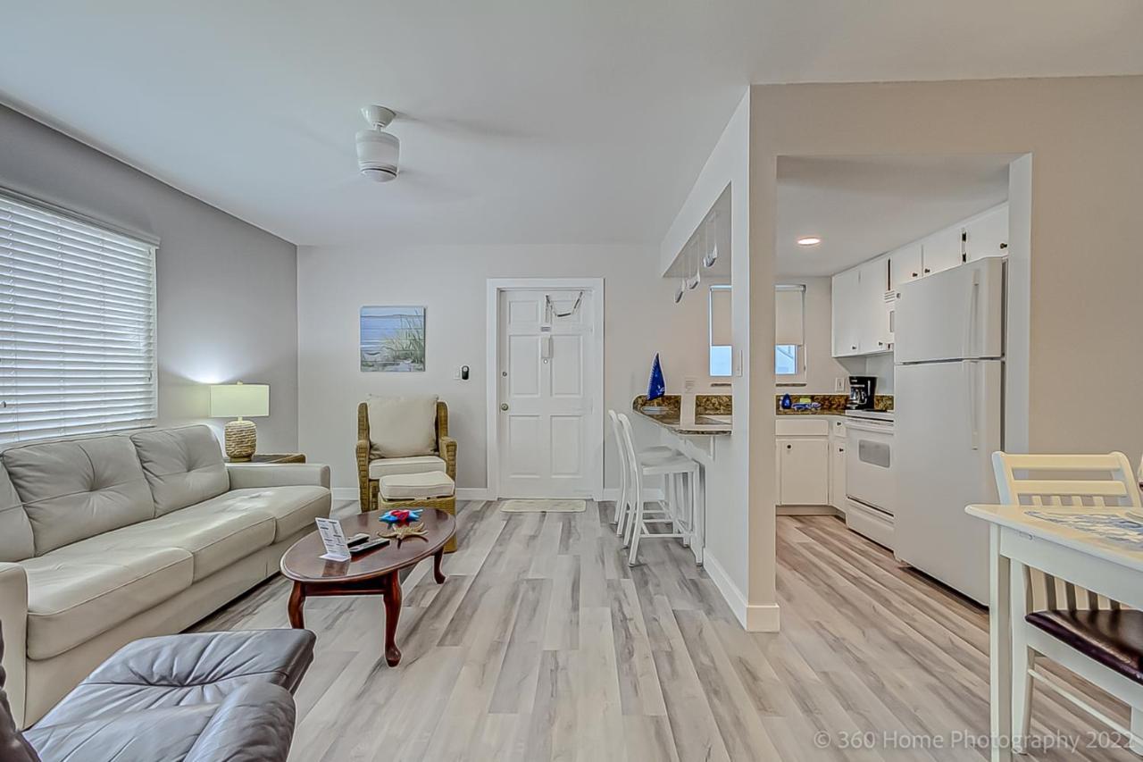 Twins Inn & Apartments St. Pete Beach Zewnętrze zdjęcie