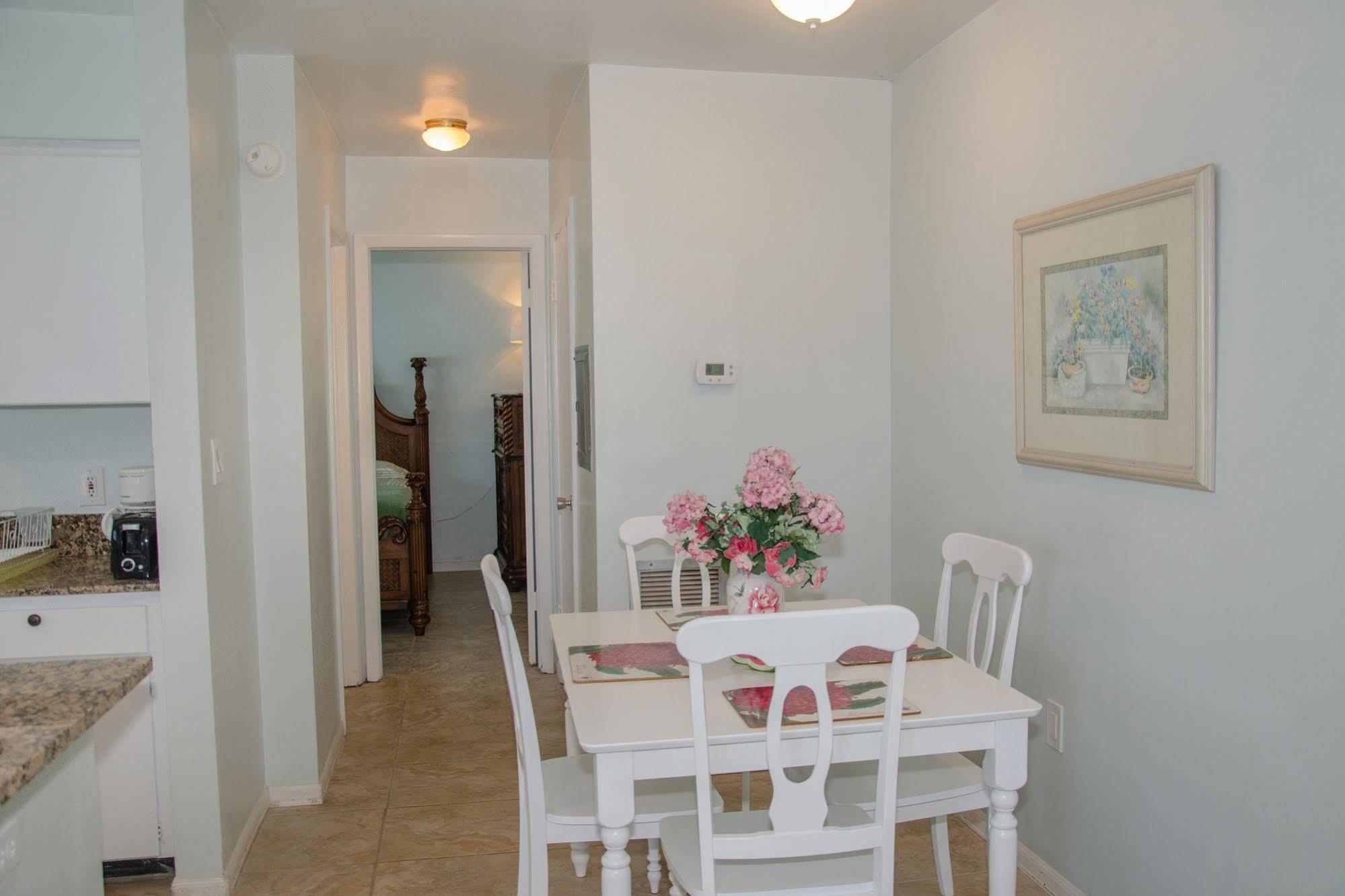 Twins Inn & Apartments St. Pete Beach Zewnętrze zdjęcie